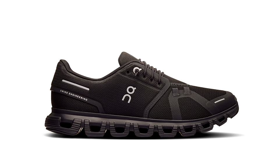 On Running Cloud 6 Black/Schwarz Damen