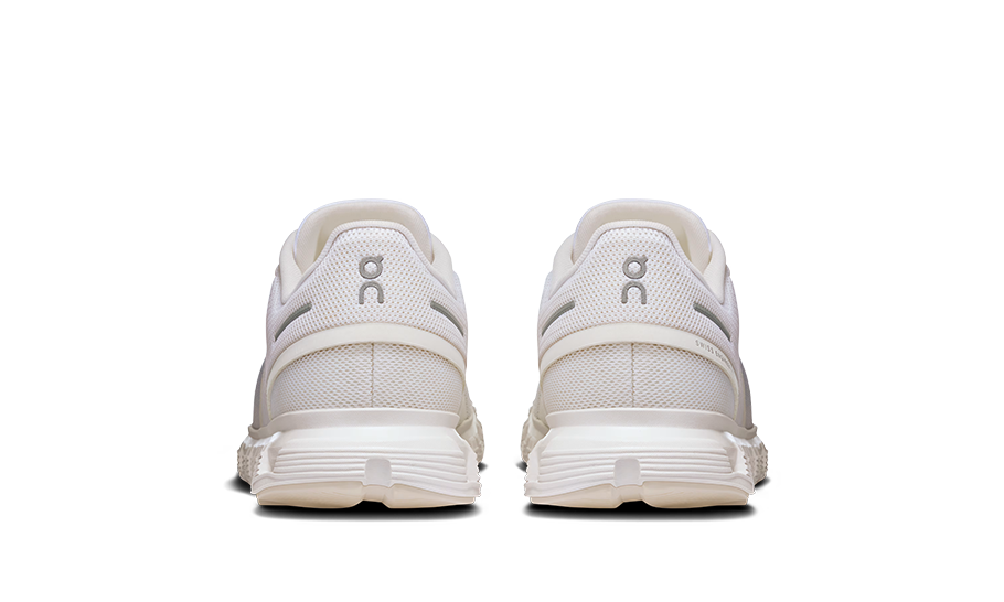 On Running Cloud 6 White/Weiß Damen