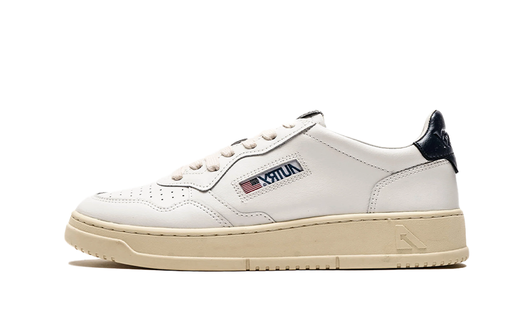 Autry Action Shoes Medalist Low "Space"