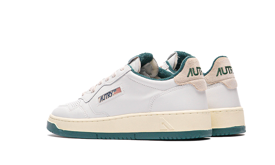 Autry Action Shoes Medalist Low "Virgin Sponge"