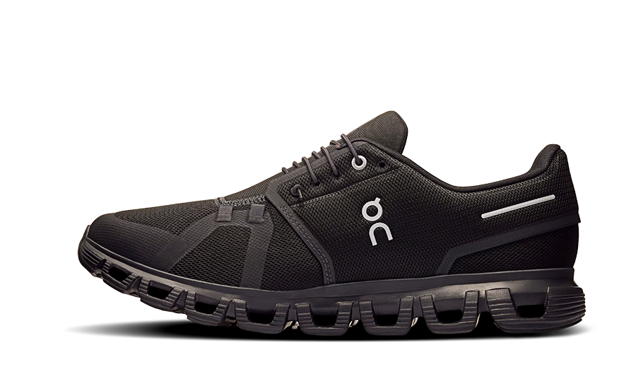 On Running Cloud 6 Black/Schwarz Herren