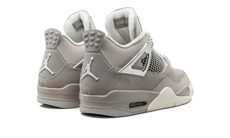 Air Jordan 4 Craft Frozen Moments