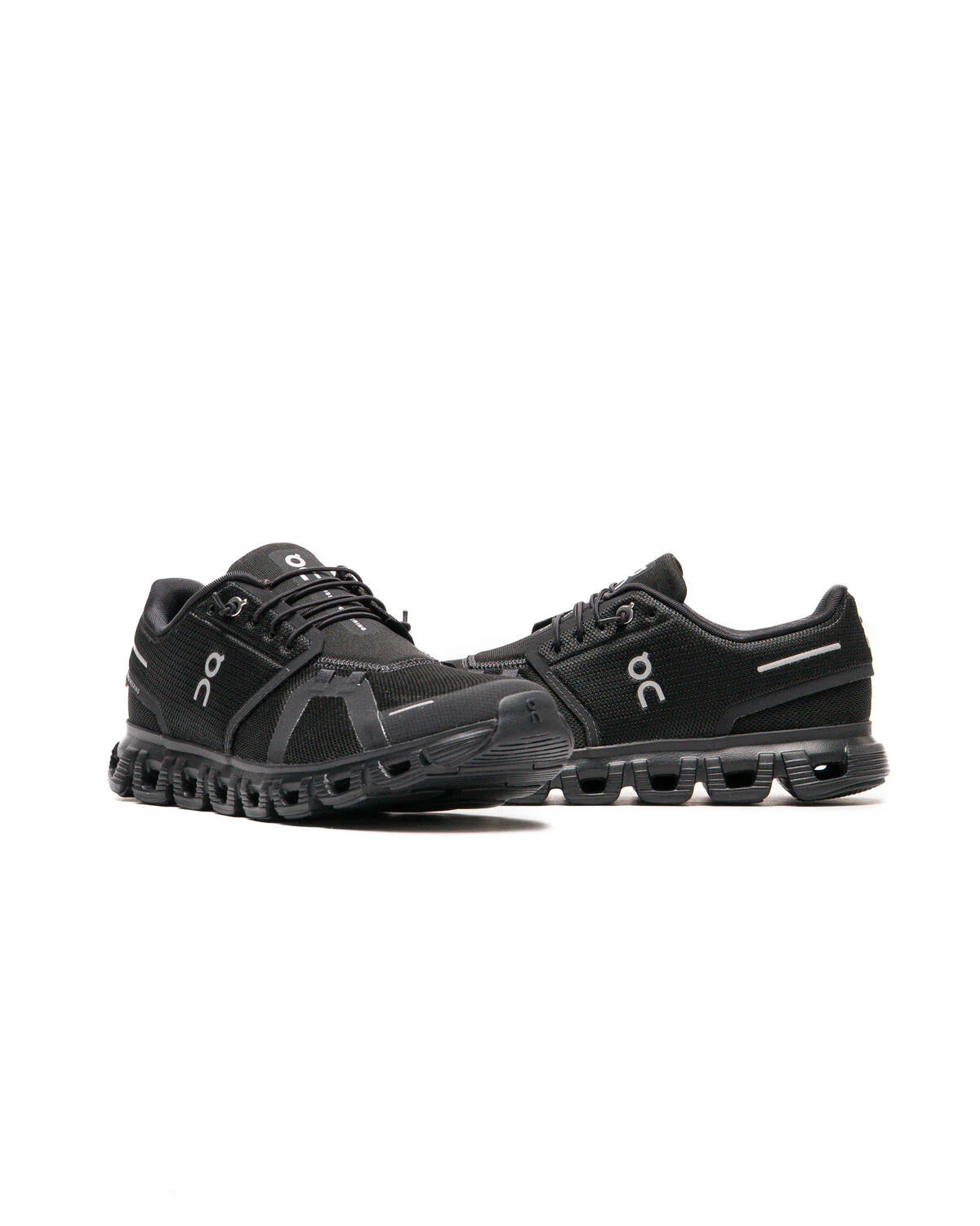 On Running Cloud 6 Black/Schwarz Herren